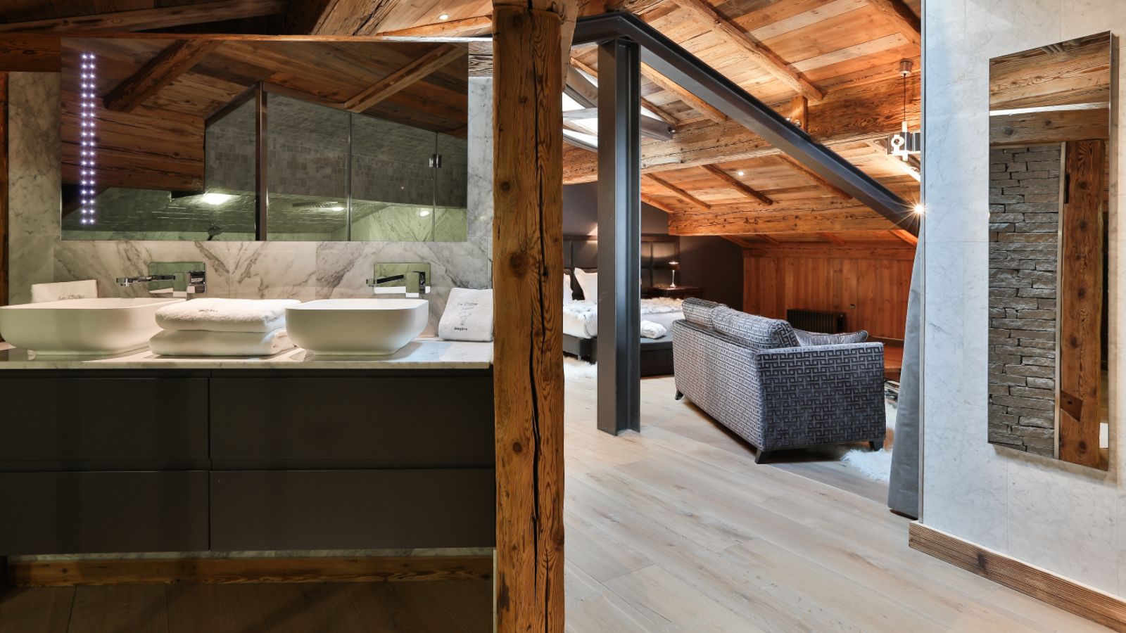luxury-ski-chalet-megeve-Ariana-oxford-ski-bedroom 2 (2).jpg