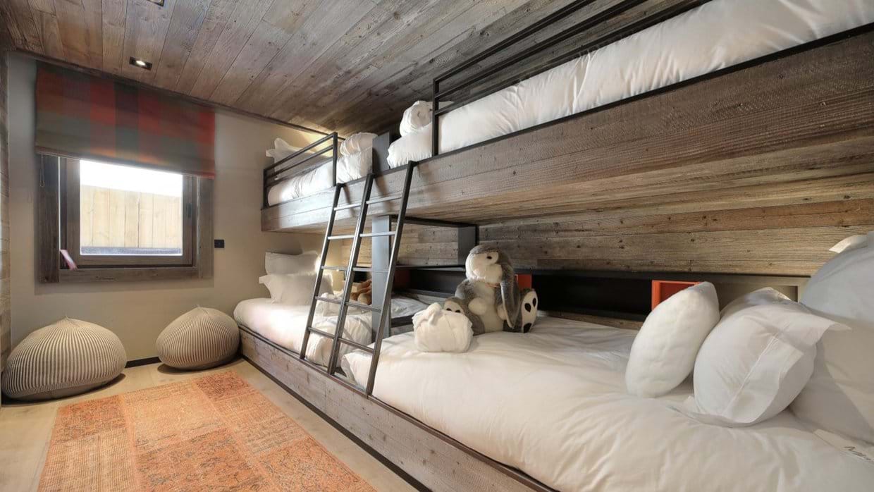 luxury-ski-chalet-megeve-my-world-oxford-ski-bunk-room.jpeg