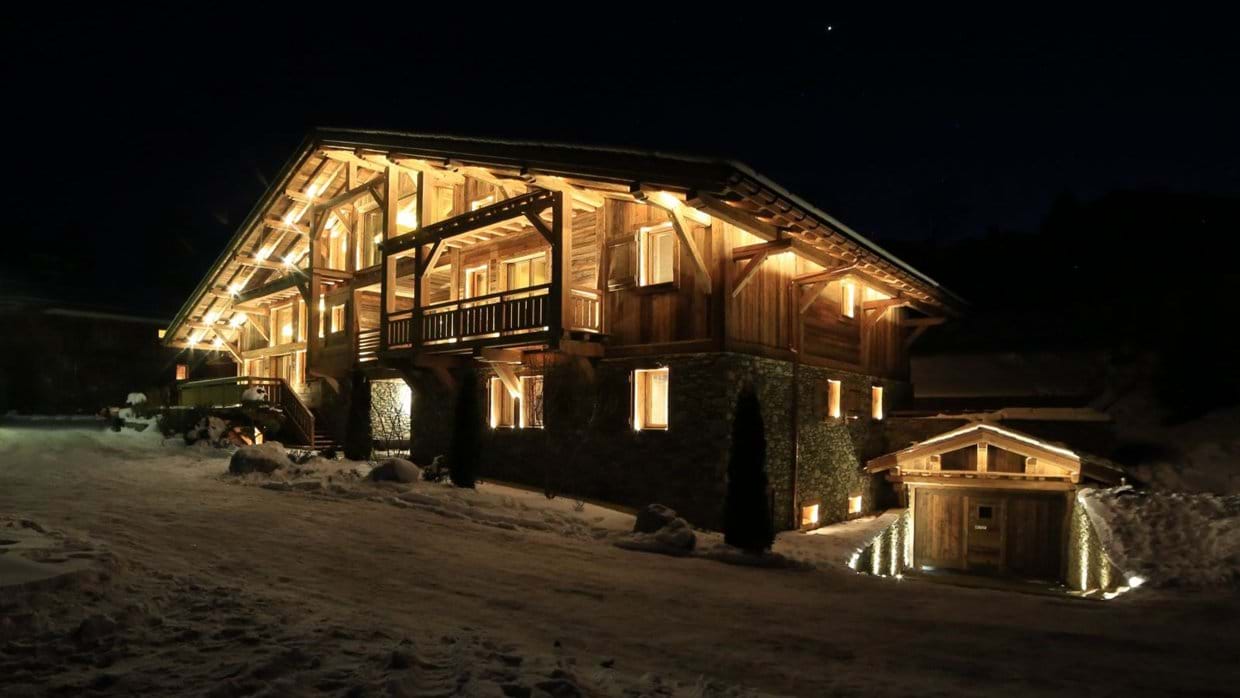 luxury-ski-chalet-megeve-my-world-oxford-ski-exterior (2).jpeg