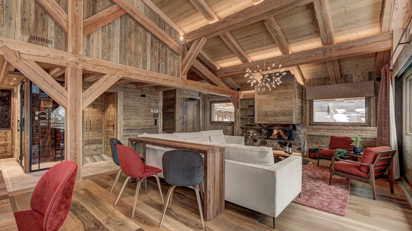 luxury-ski-chalet-chamonix-saphir-oxford-ski-livi.jpg