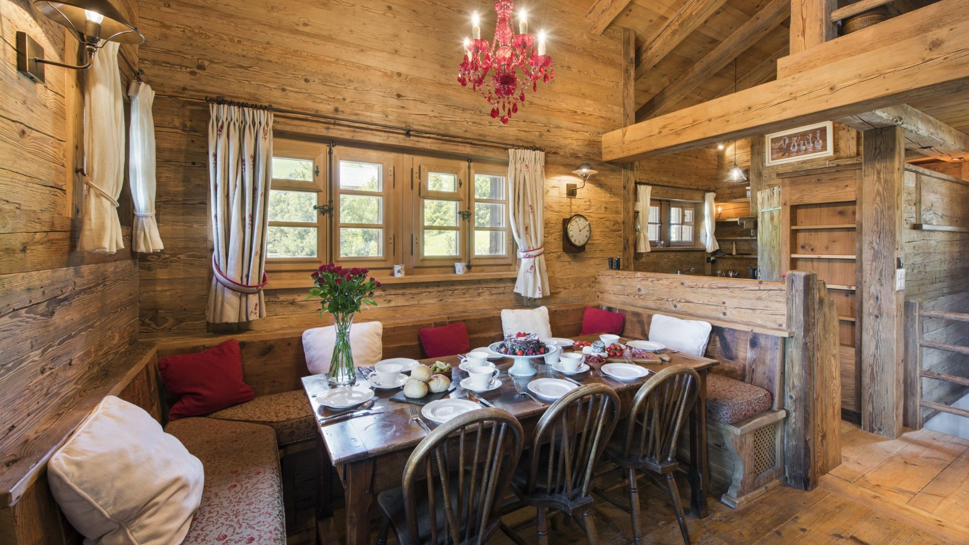 luxury-ski-chalet-verbier-bella-coola-estate-oxford-ski-company- (30).jpg