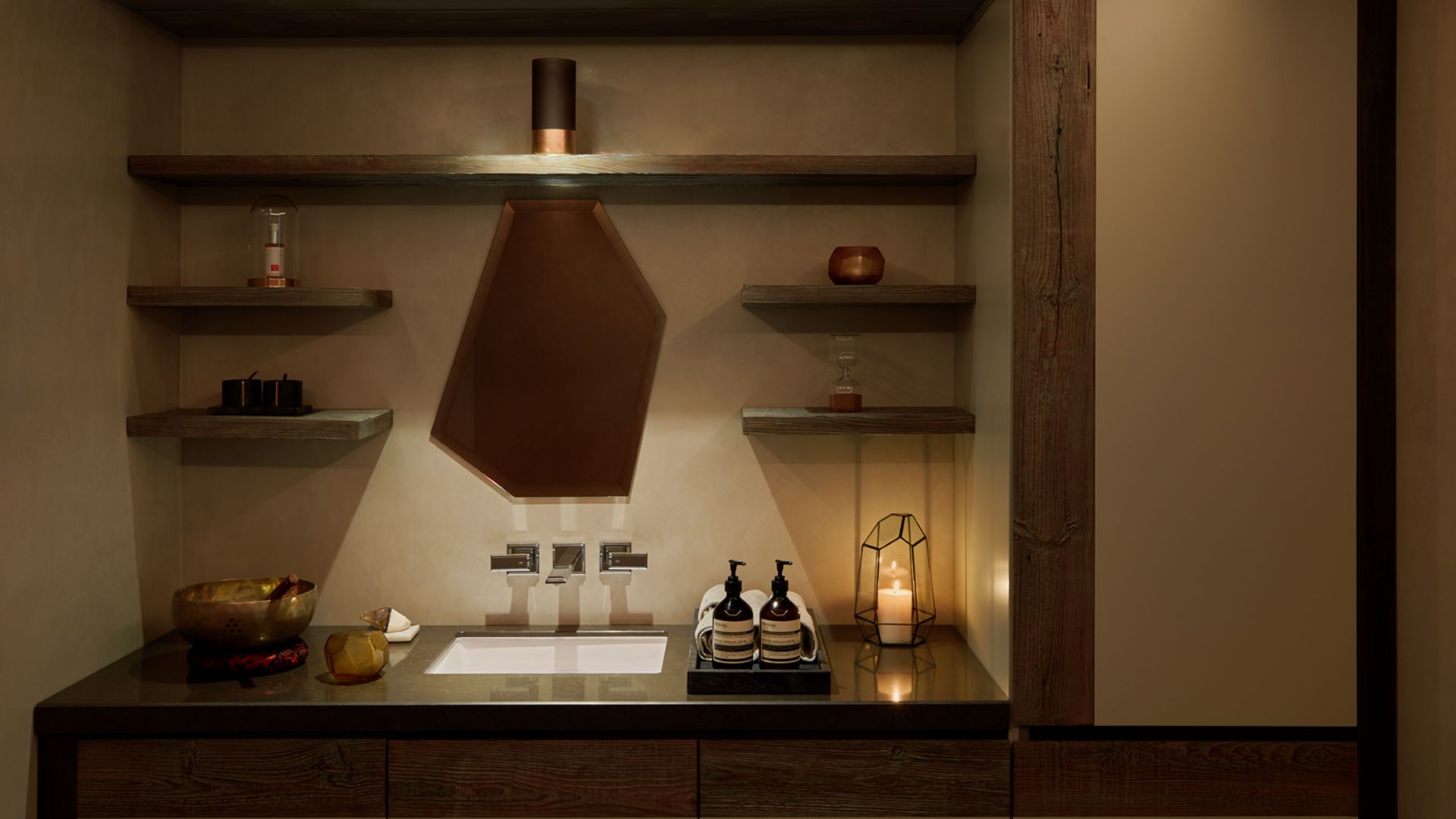 luxury-ski-chalet-courchevel-1850-the-lodge-oxford-ski-comapny-  (12).jpg