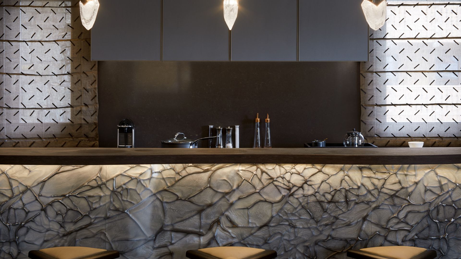 luxury-ski-chalet-courchevel-1850-the-lodge-oxford-ski-comapny-  (19).jpg