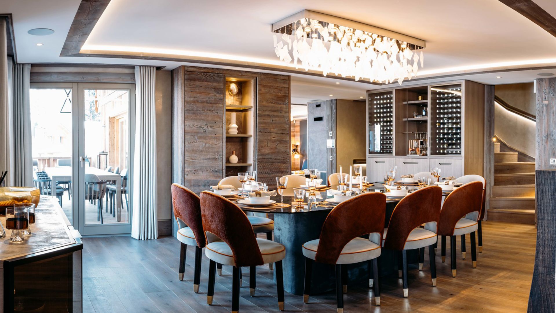 luxury-ski-chalet-courchevel-1850-the-lodge-oxford-ski-comapny-  (26).jpg