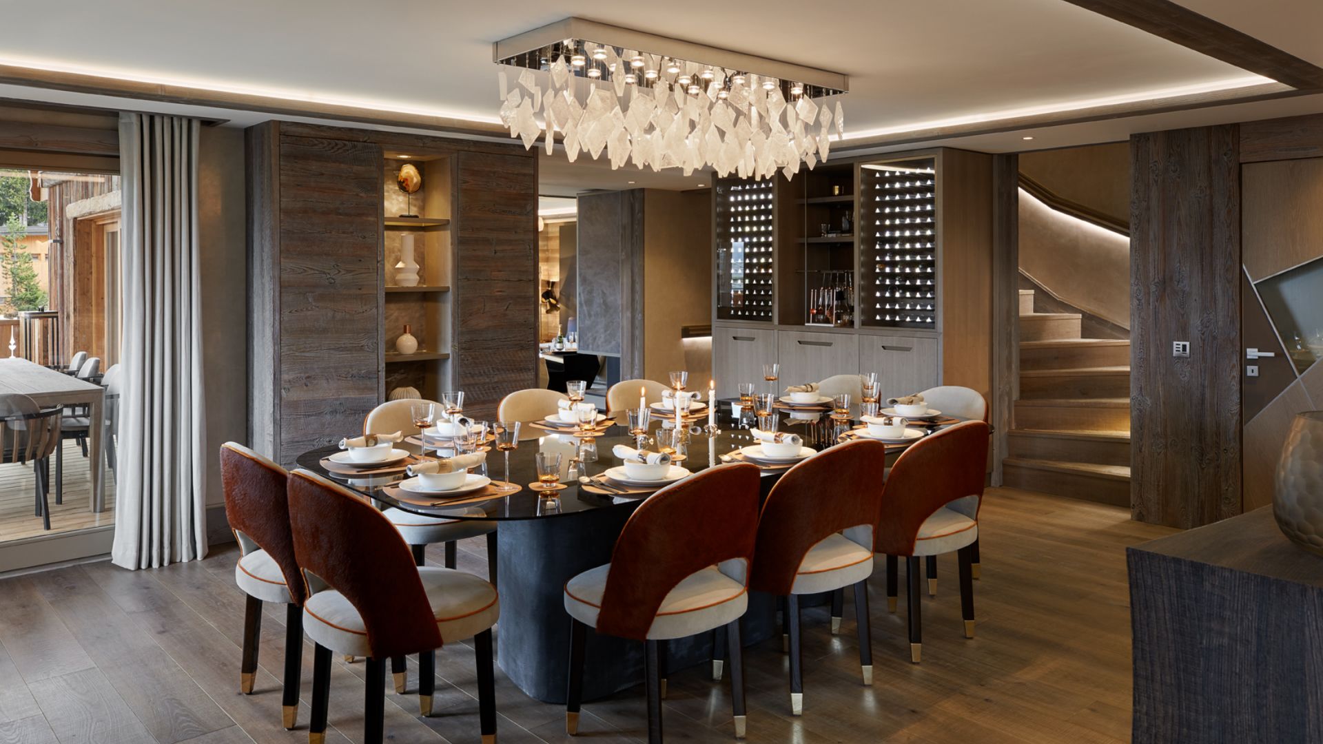 luxury-ski-chalet-courchevel-1850-the-lodge-oxford-ski-comapny-  (4).jpg