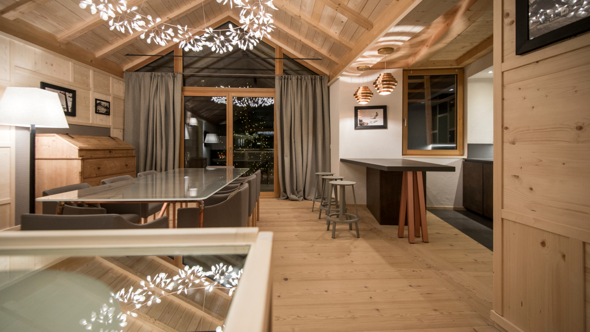 luxury-ski-chalets-san-cassiano-alta-badia-chalet-zeno-oxford-ski-company (1).jpg