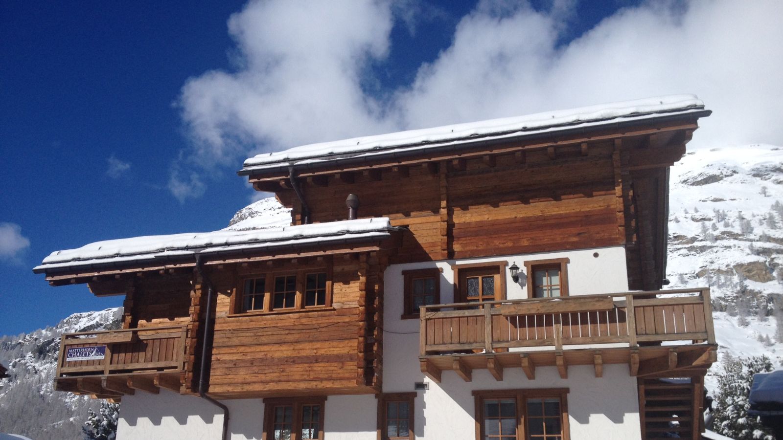 luxury-ski-chalet-zermatt-apartment-argos-oxford-ski-exterior.JPG