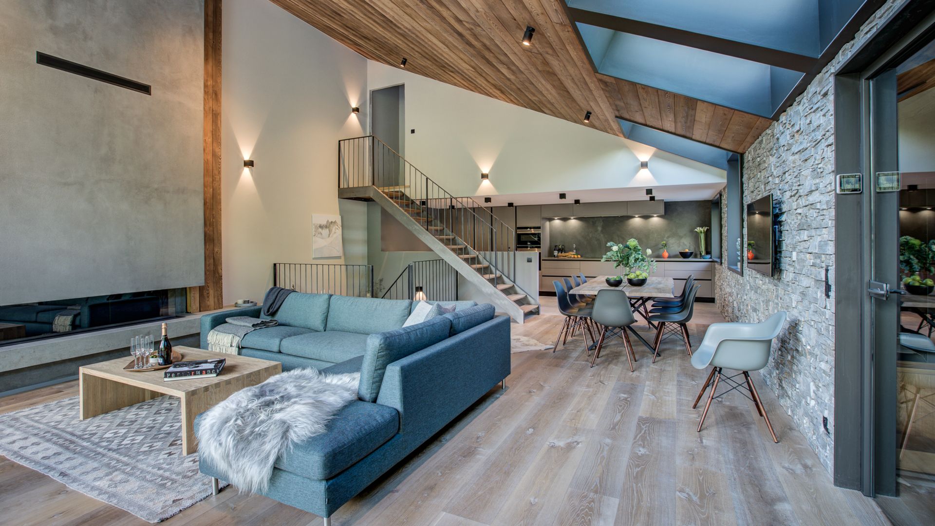 luxury-ski-chalet-chamonix-chalet-rytola-oxford-ski-company- (49).jpg