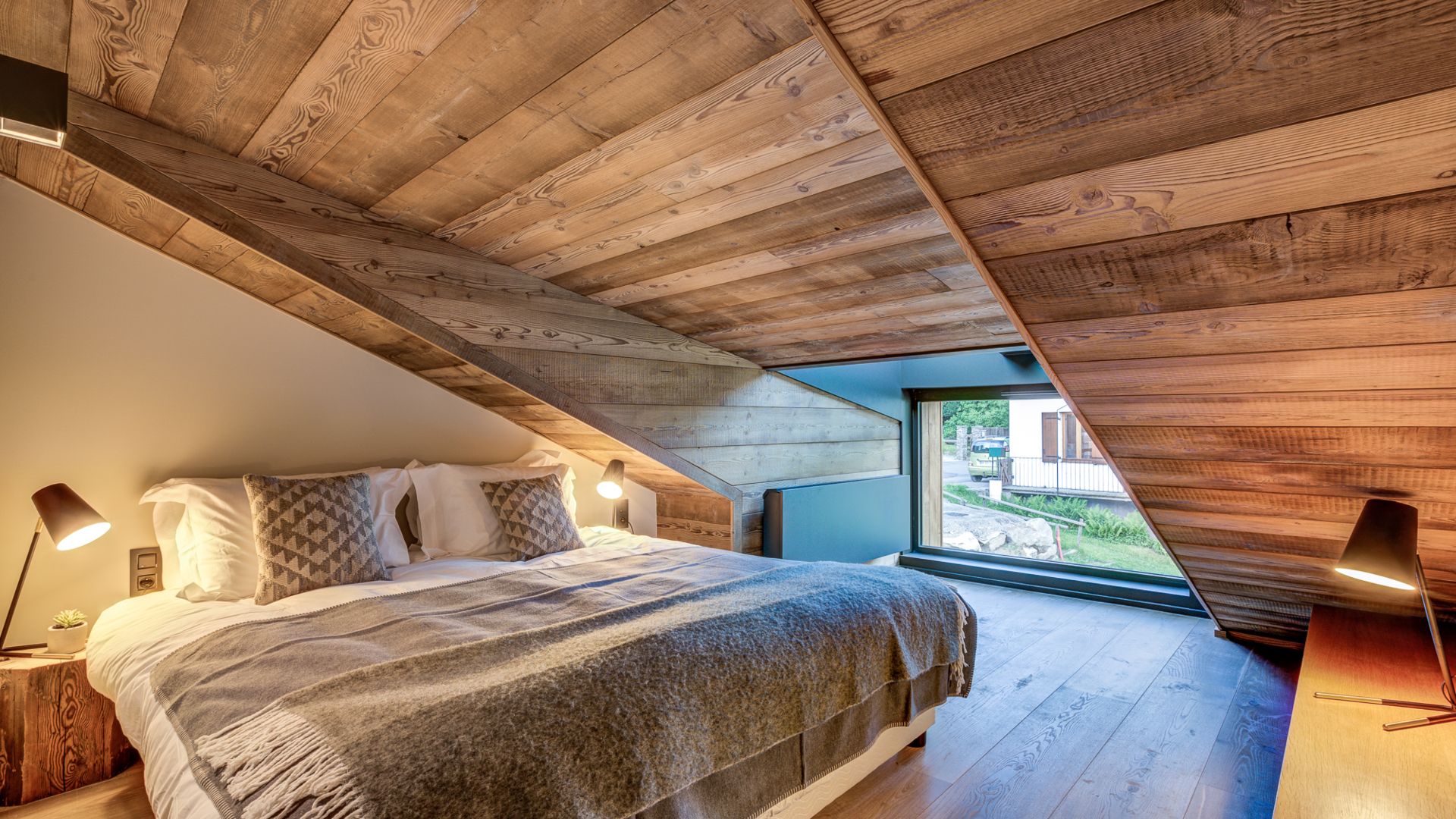 luxury-ski-chalet-chamonix-chalet-rytola-oxford-ski-company- (44).jpg