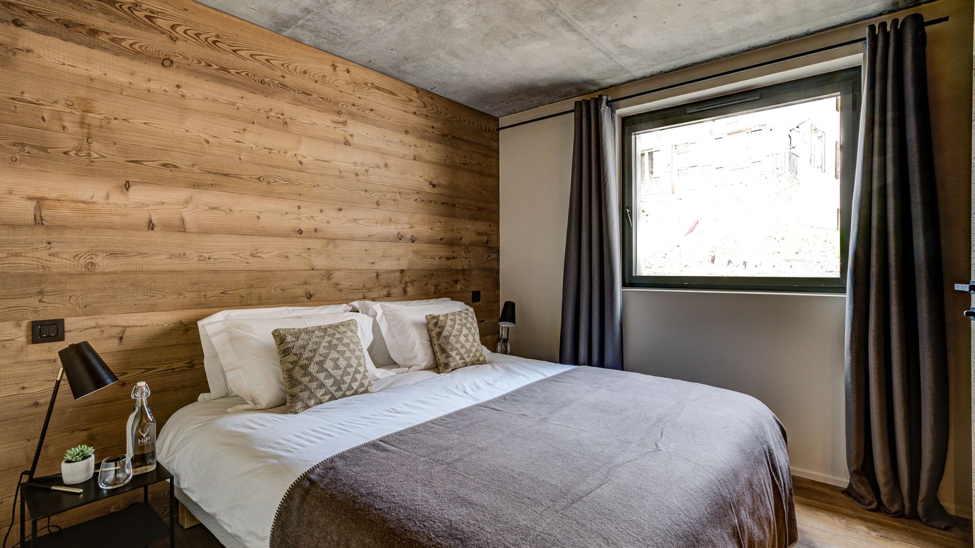 luxury-ski-chalet-chamonix-chalet-rytola-oxford-ski-company- (46).jpg