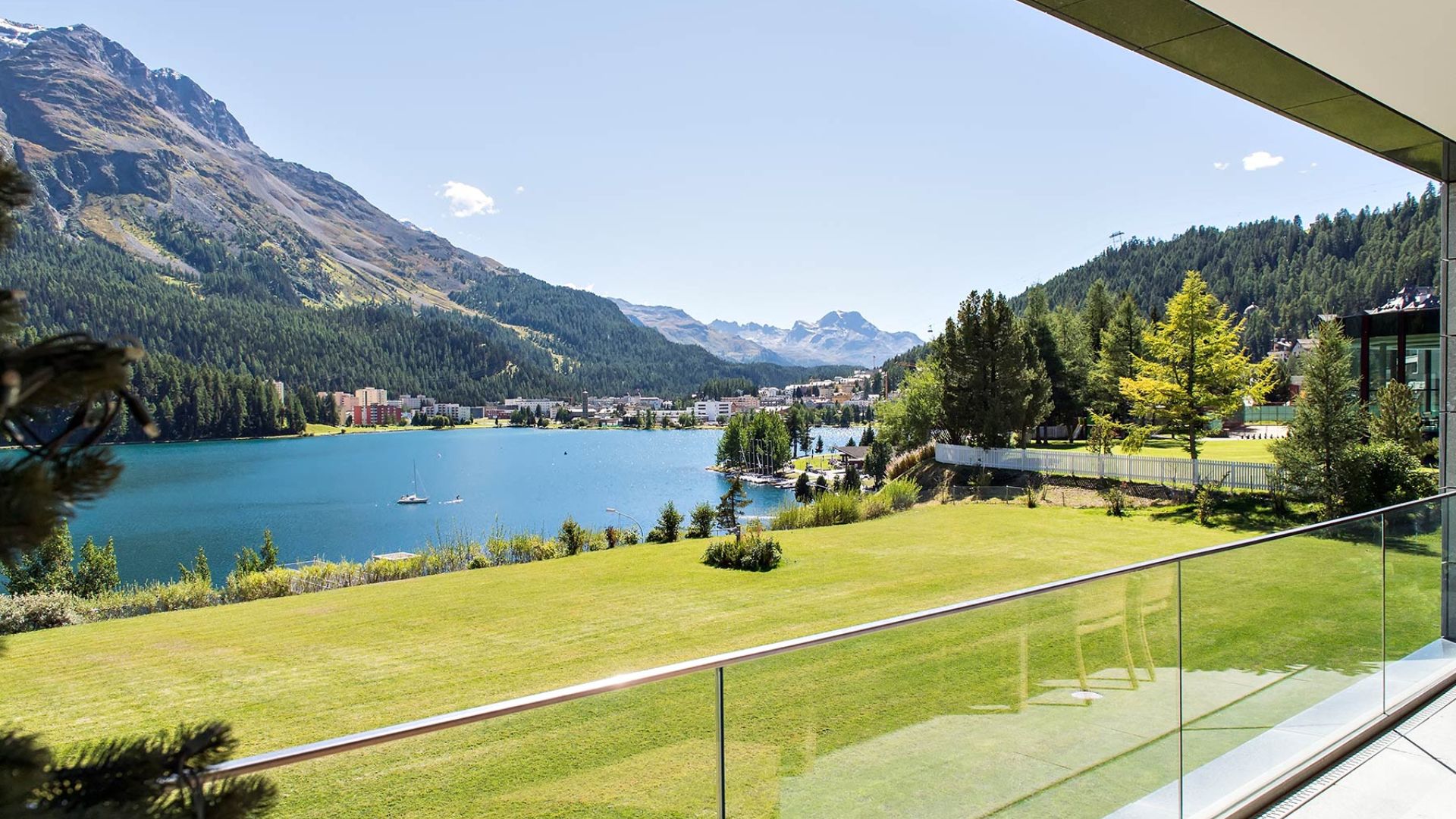 luxury-ski-chalets-st-mortiz-the-loft-oxford-ski-company (3).jpg