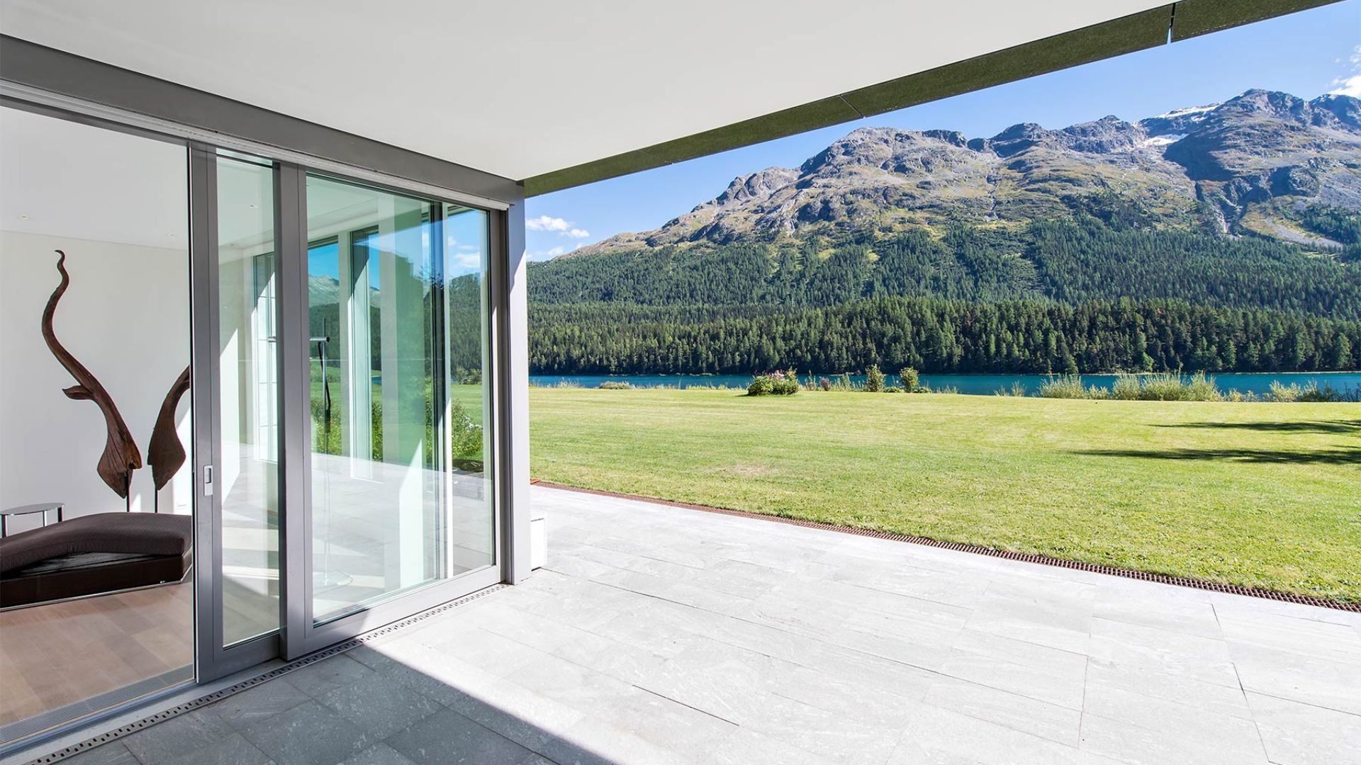 luxury-ski-chalets-st-mortiz-the-loft-oxford-ski-company (4).jpg