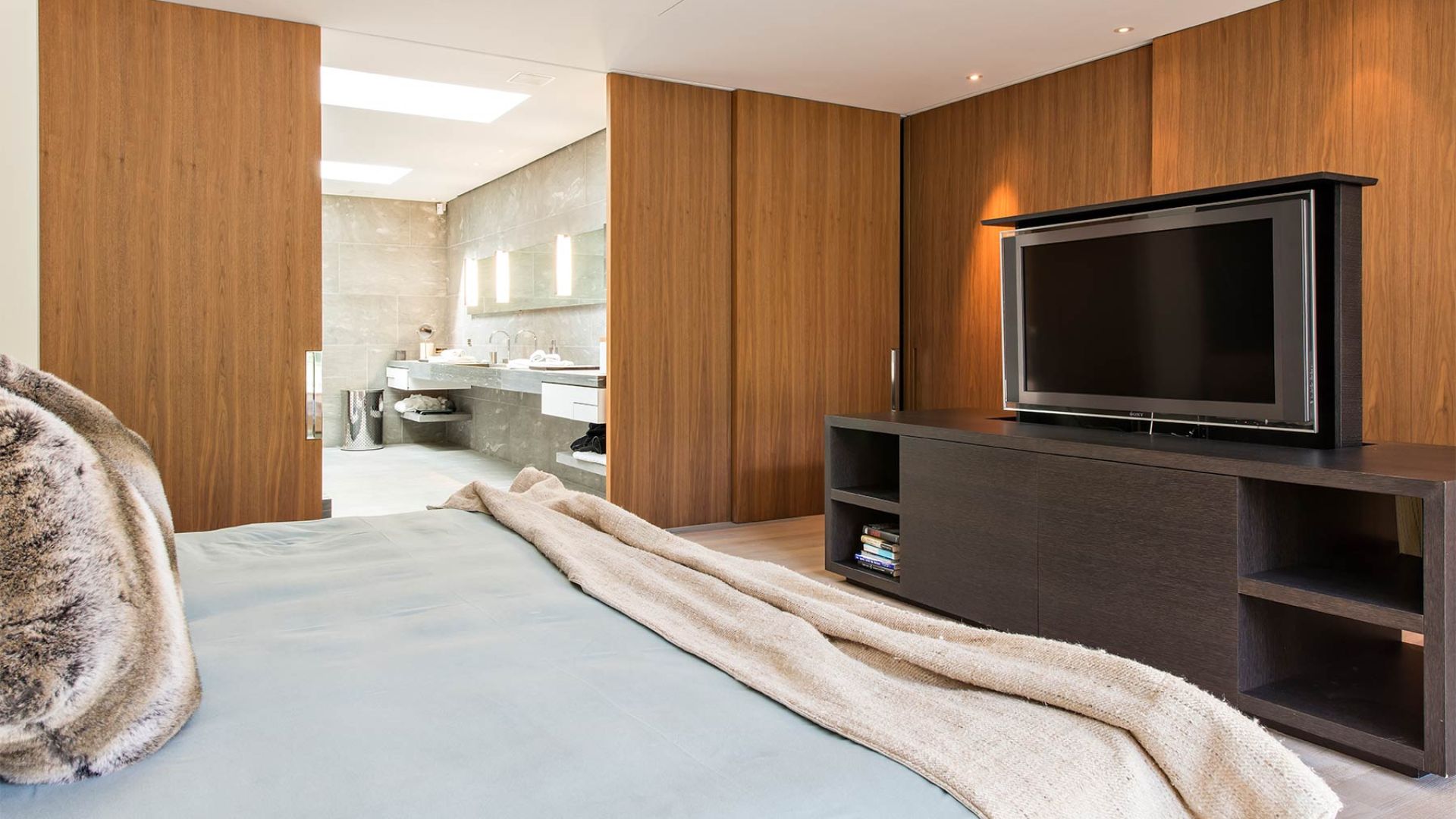 luxury-ski-chalets-st-mortiz-the-loft-oxford-ski-company (6).jpg