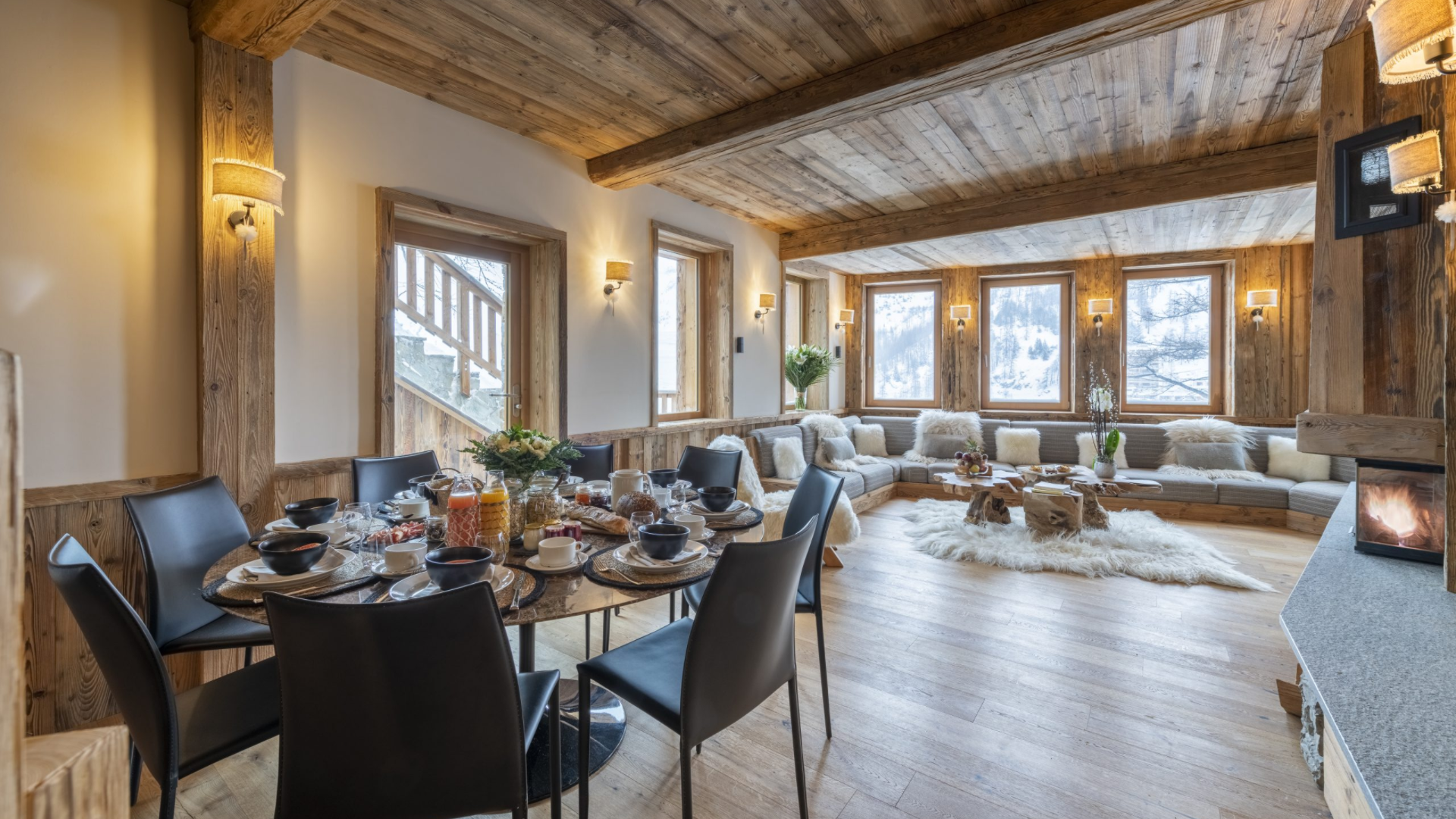 luxury-ski-chalet-valdisere-inuit-oxford-ski-company-dining.jpg