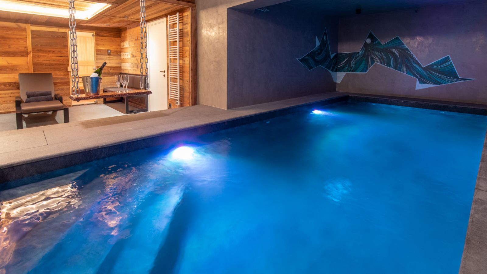 Luxury-ski-chalet-Tignes-Merveilles-oxford-ski-pool 1.jpg