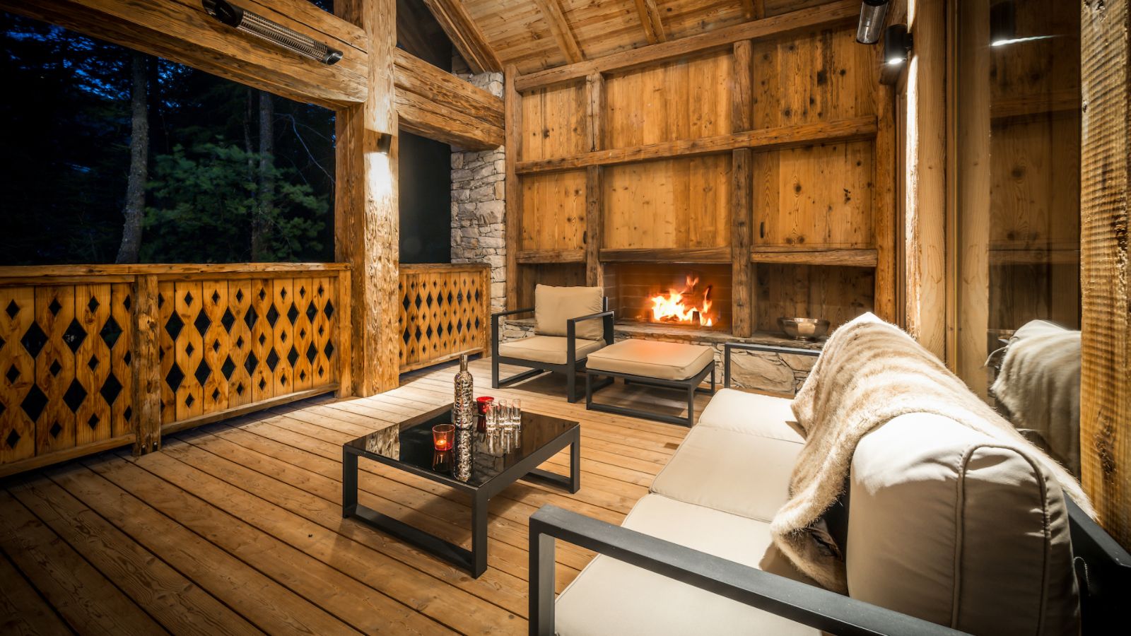 luxury-ski-chalet-valdisere-inoko-oxford-ski-terrace.jpg