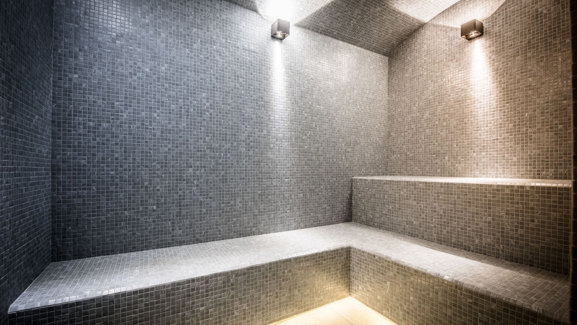 luxury-ski-chalet-courchevel-super-g-oxford-ski-company (13).jpg