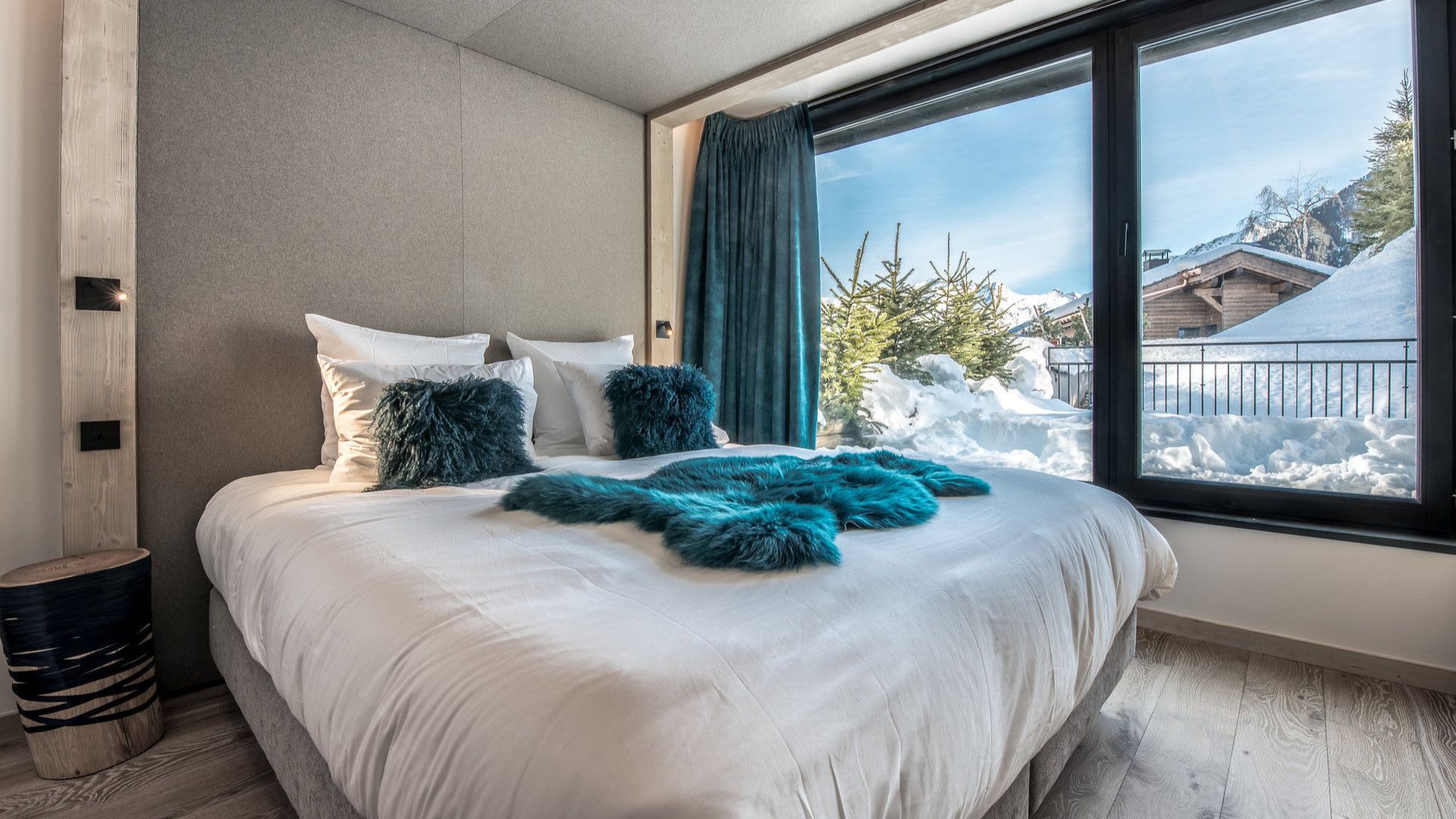 luxury-ski-chalet-courchevel-super-g-oxford-ski-company (11).jpg