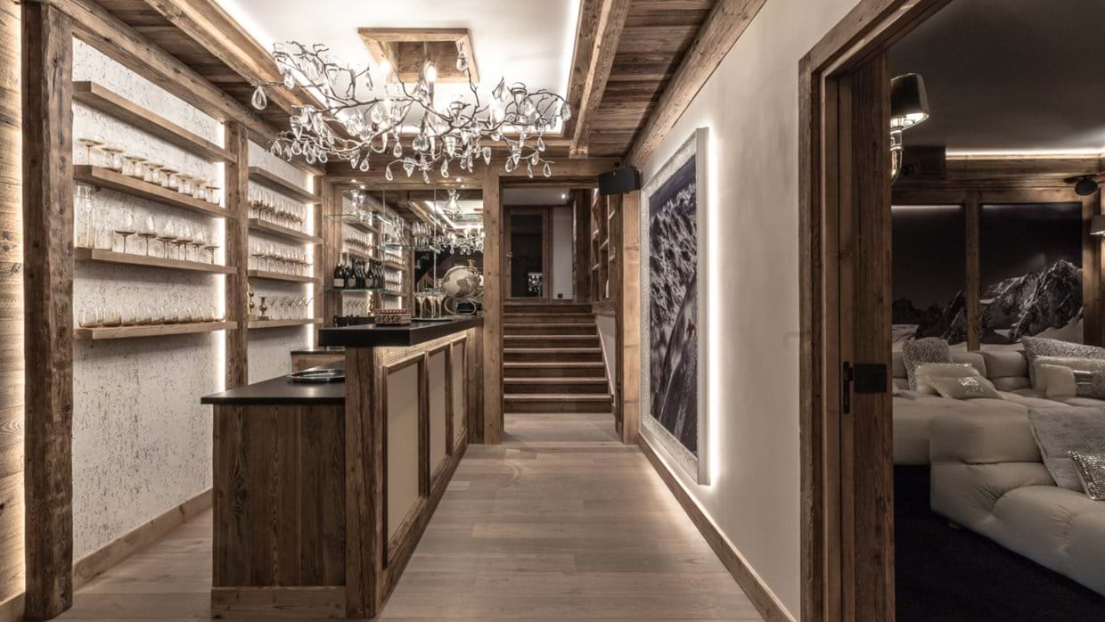 luxury-chalet-infinity-oxford-ski-bar.jpg
