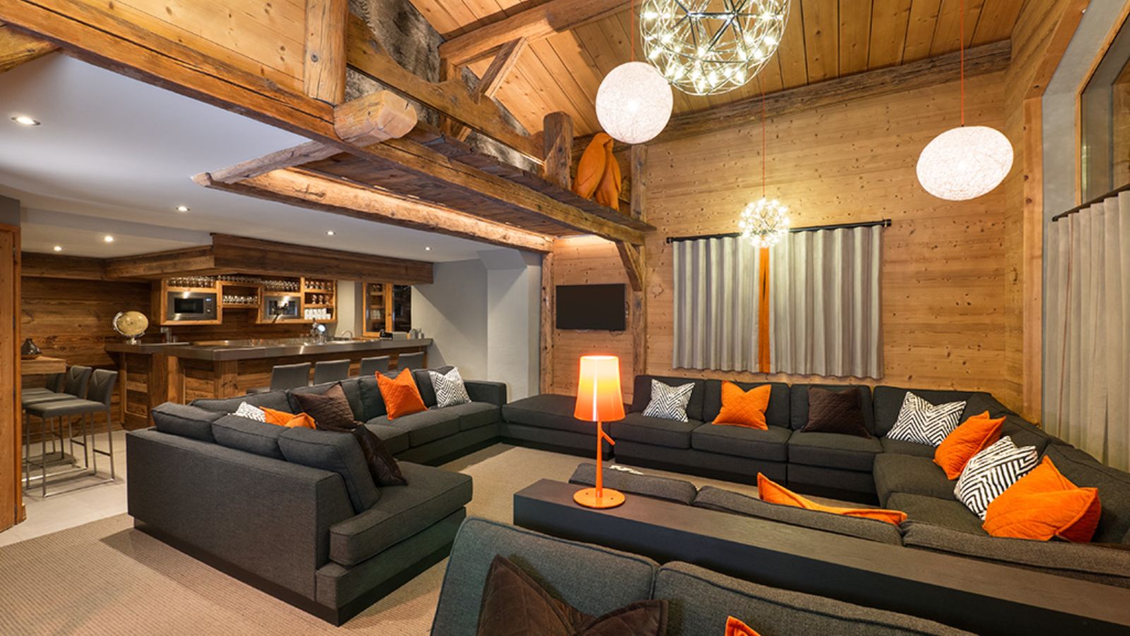 No.3 & 4 CLUB Bellevarde