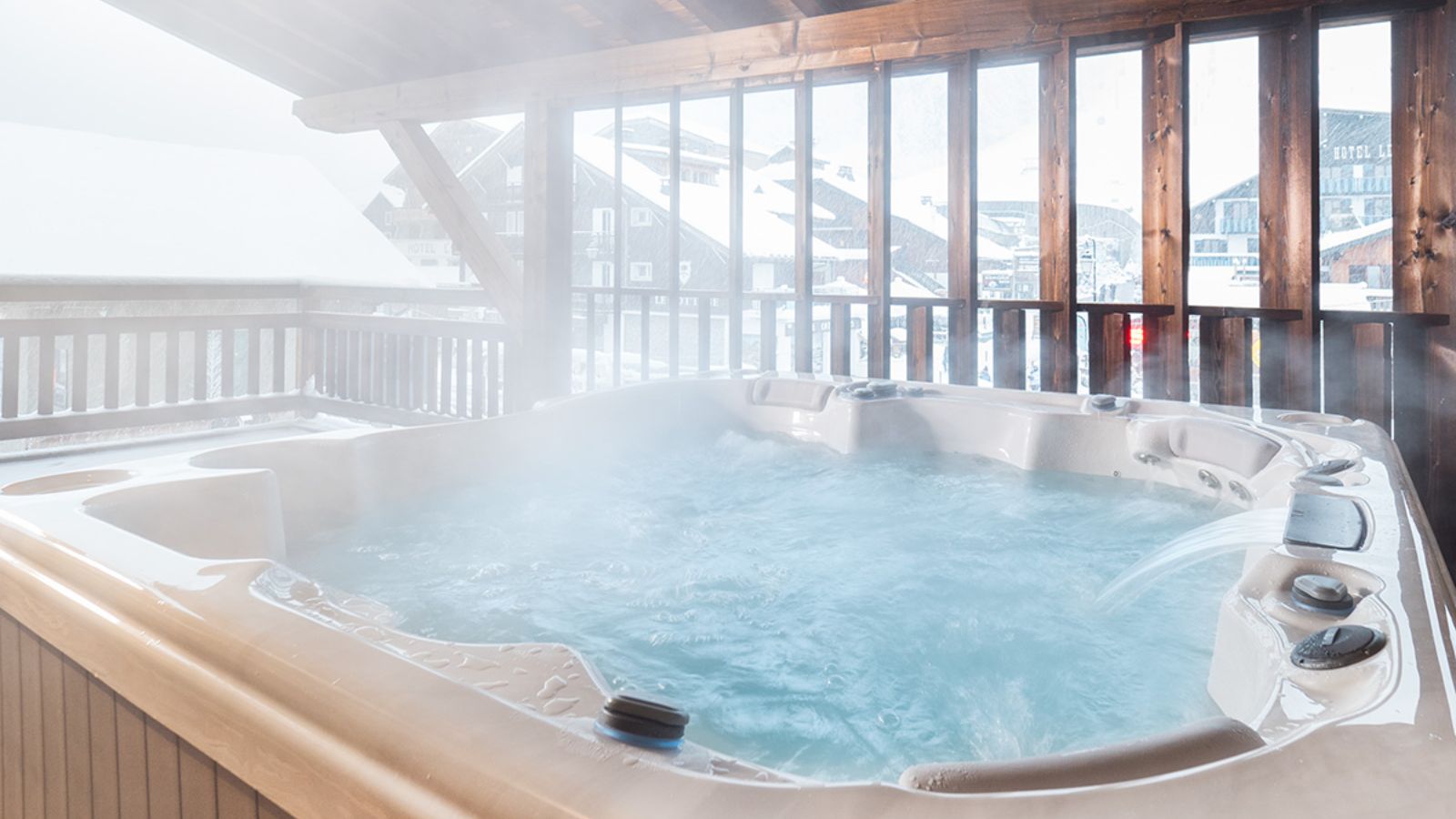 luxury-ski-chalet-morzine-col (8).jpg