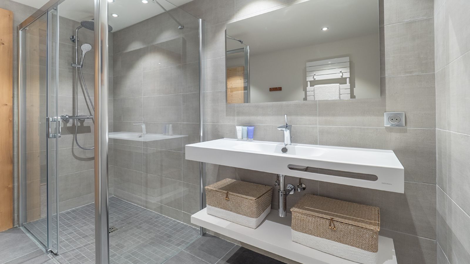 Luxury-ski-Colibri-uno-morzine (6).jpg