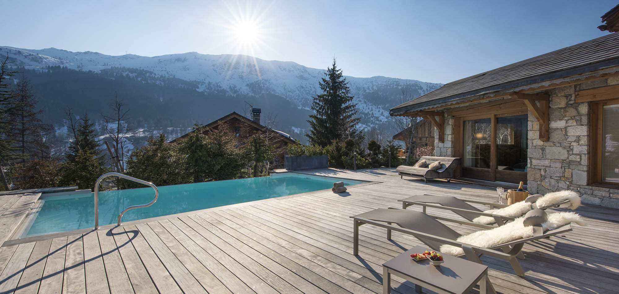 luxury_ski_chalet_mont_tremblant_meribel_luxury_ski_oxford_ski_pool.jpg