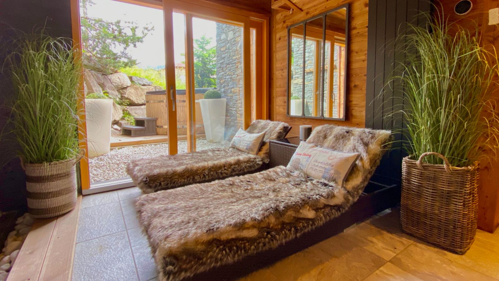 ski-chalet-morzine-valambr (6).jpeg