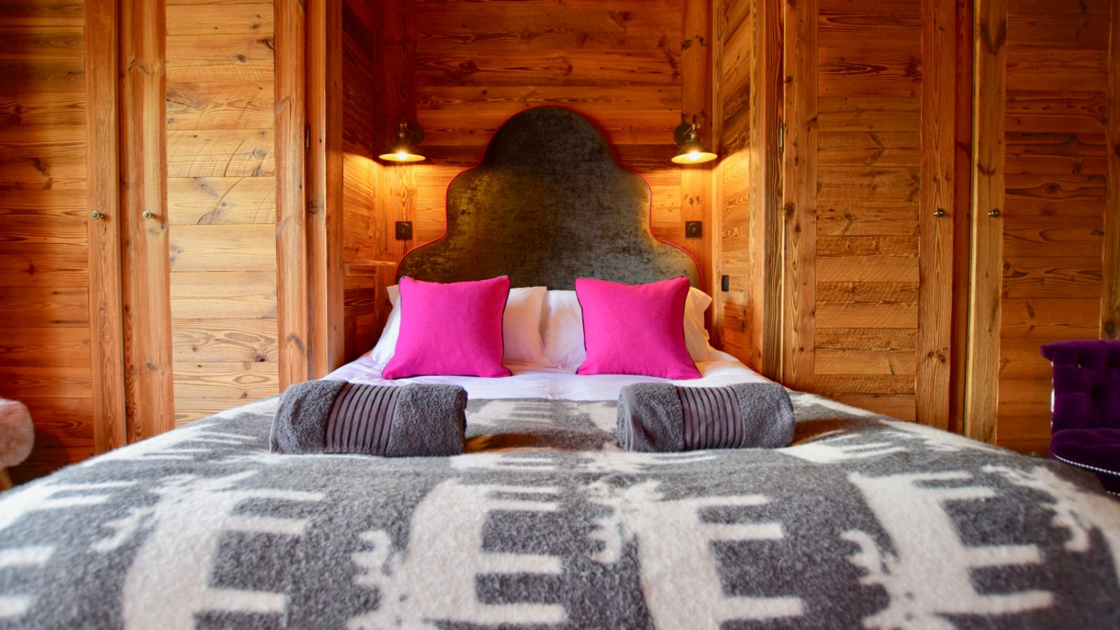 ski-chalet-morzine-valambr (7).jpeg