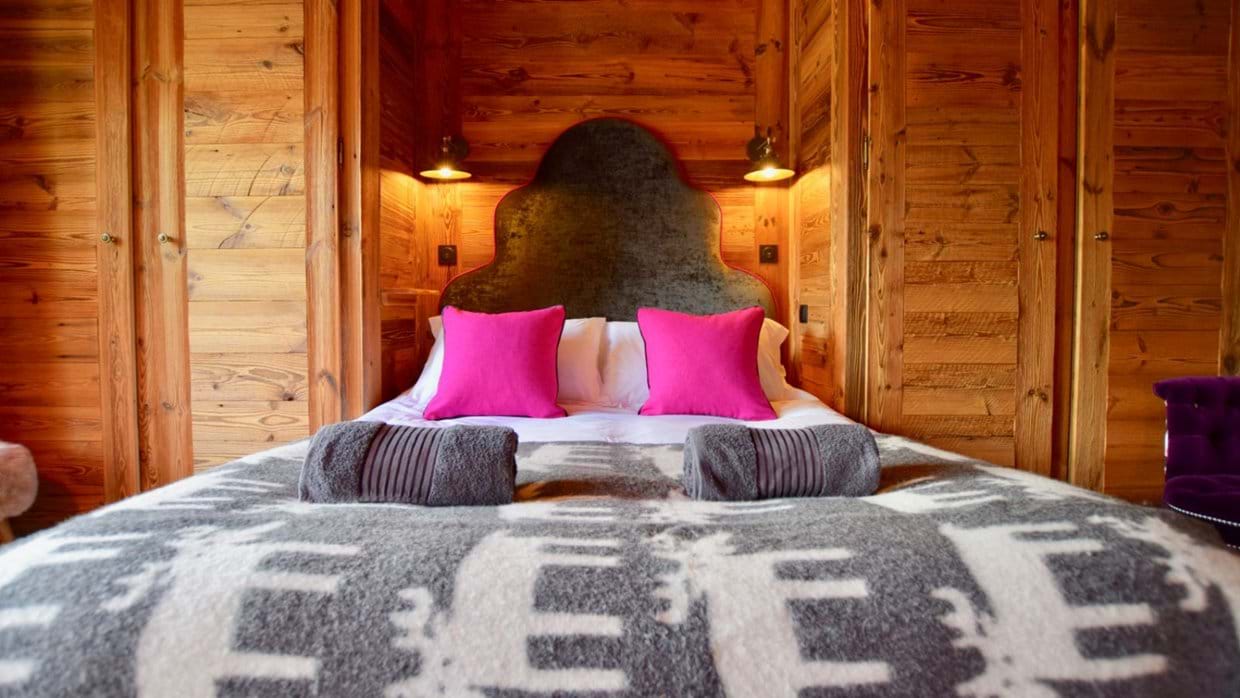 ski-chalet-morzine-valambr (7).jpeg