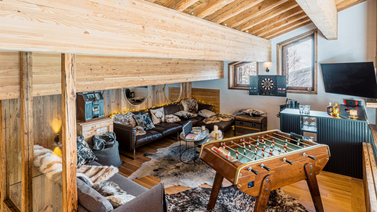 luxury-ski-chalet-orso-games-room.jpg