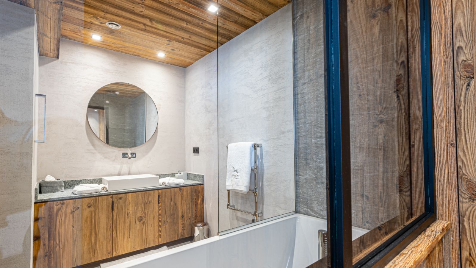 luxury-ski-chalet-orso-bathroom (1).jpg