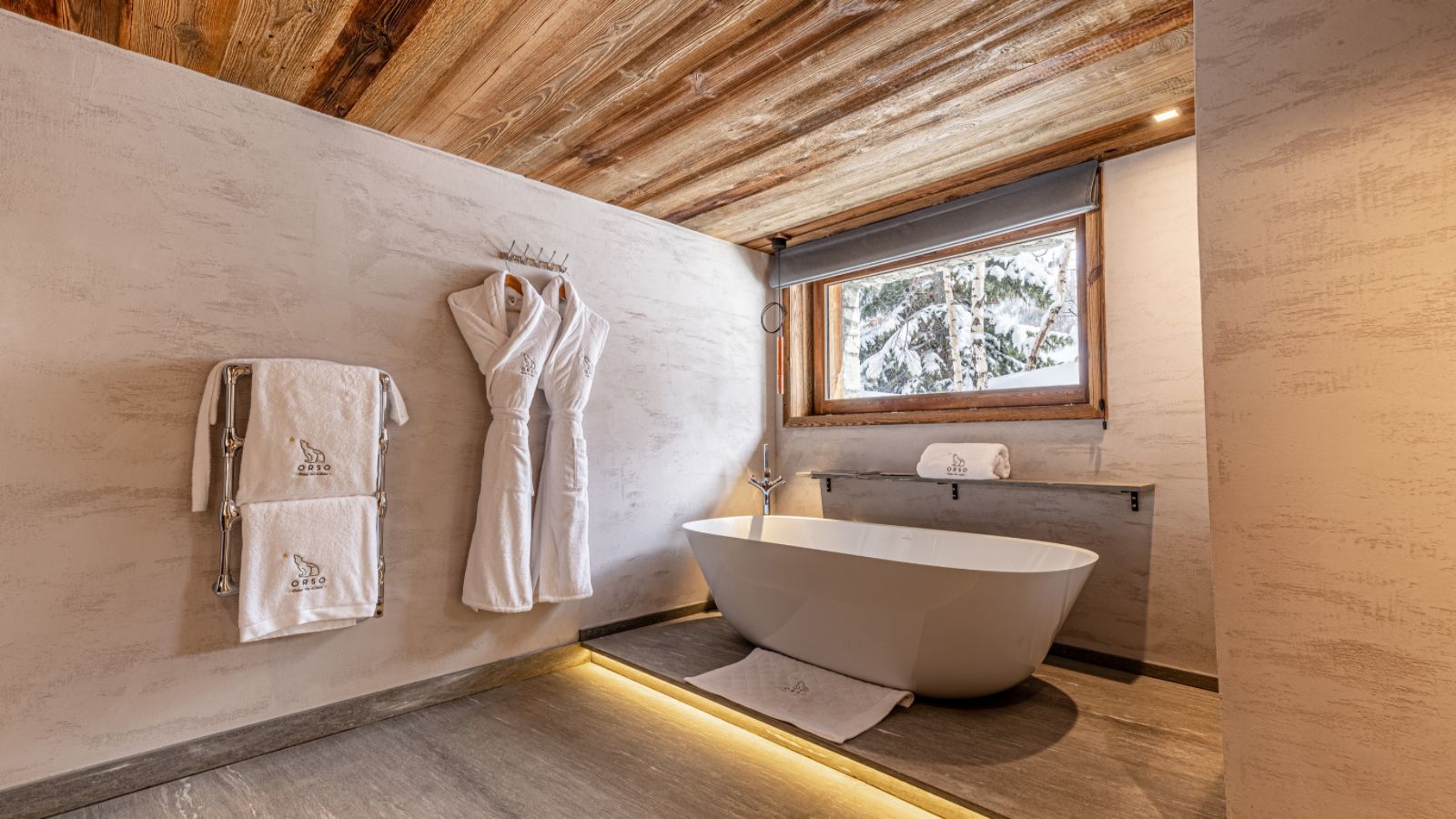 luxury-ski-chalet-orso-bathroom (2).jpg