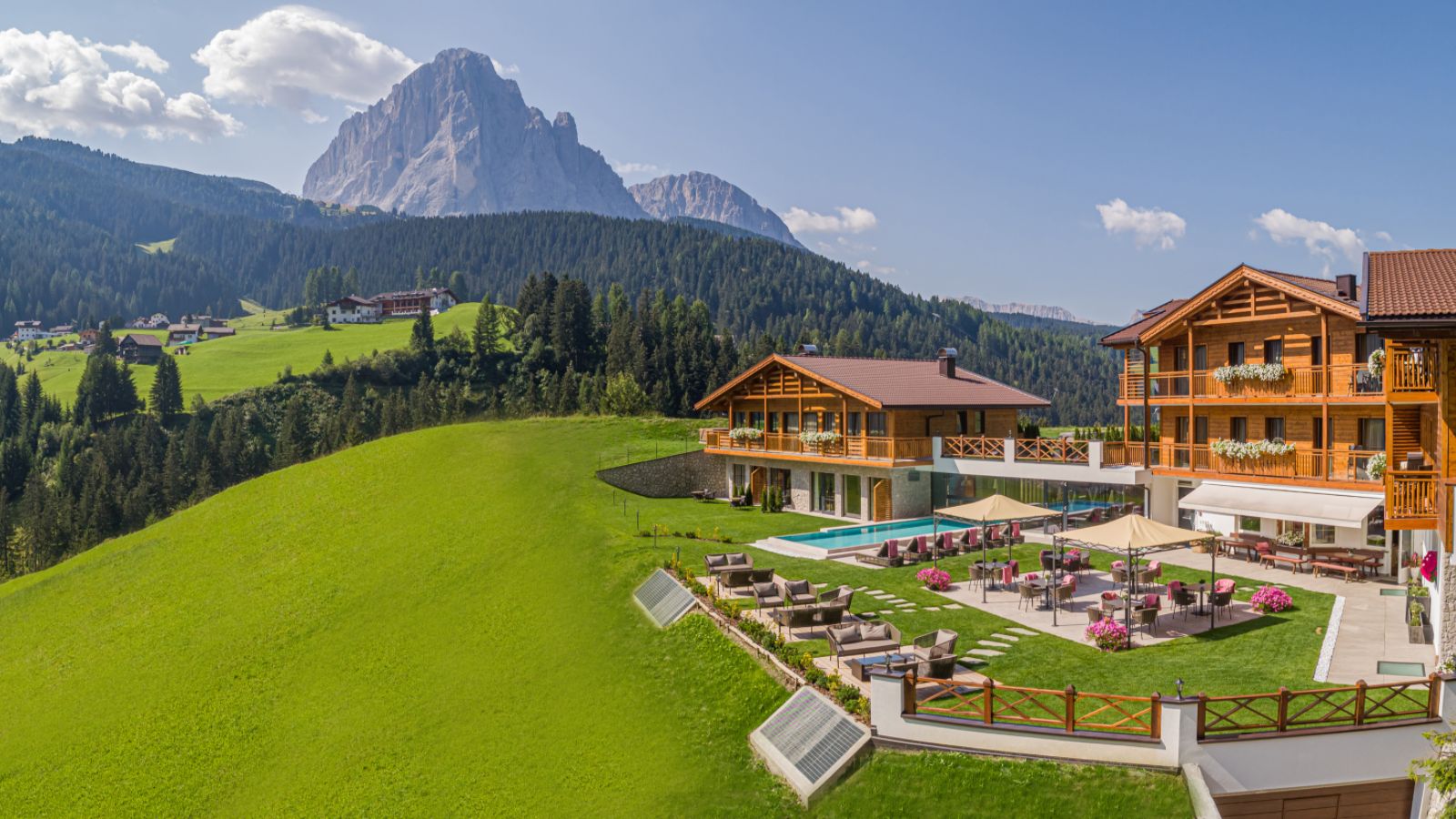 luxury-ski-chalet-sellaronda-external.jpg