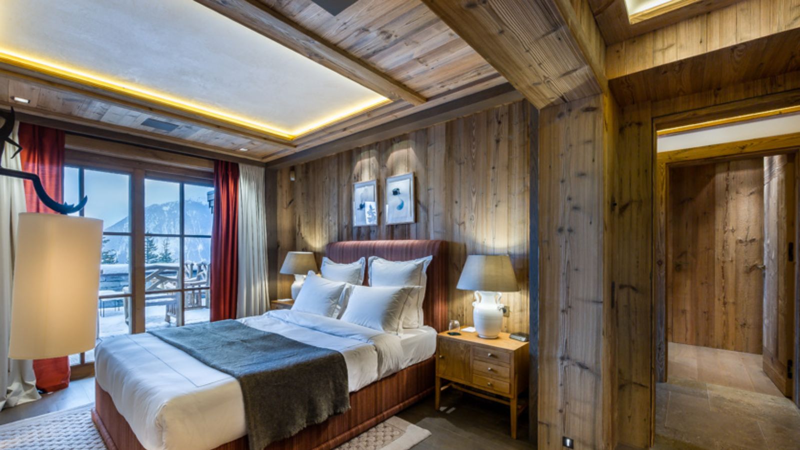Chalet-les-Bastidons-bedroom-4.jpg