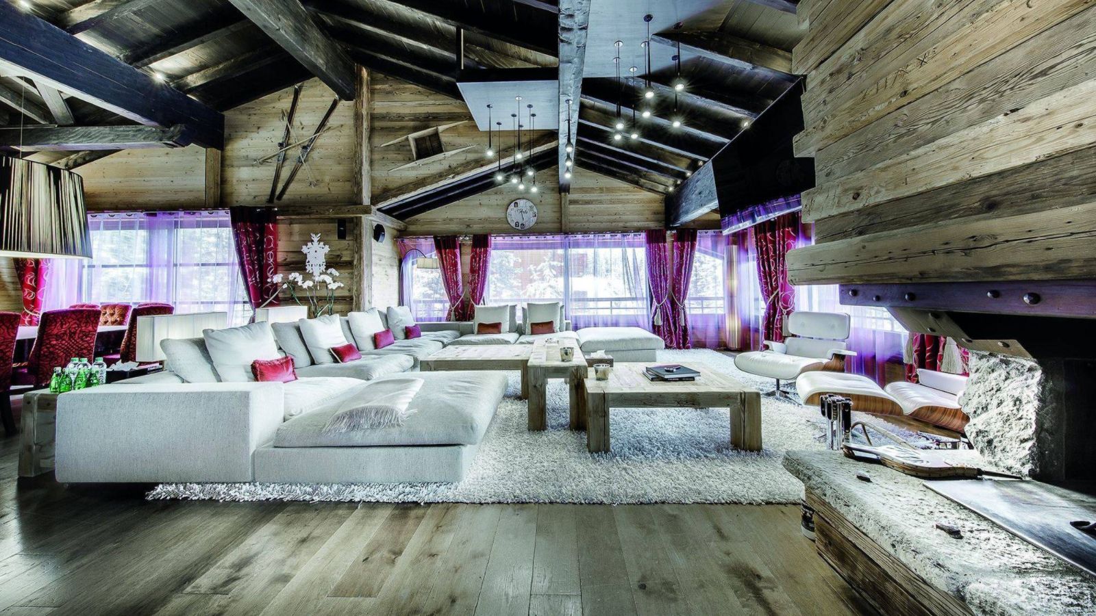 Luxury-ski-chalet-courchevel-oxfordski-living2.jpg