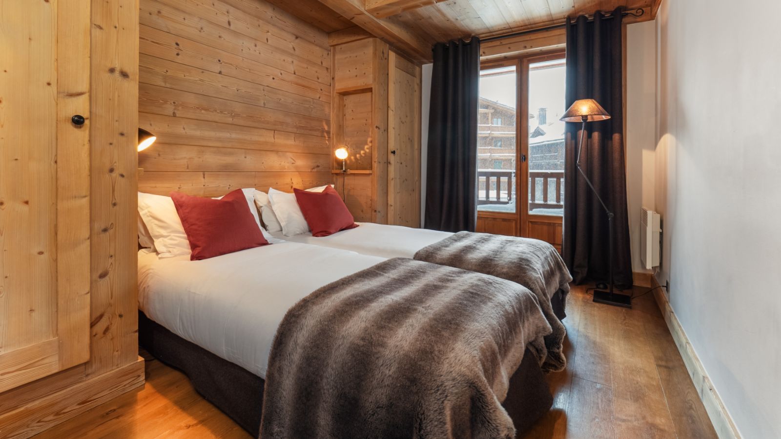 luxury-ski-chalet-grand-choucas- (3).jpg