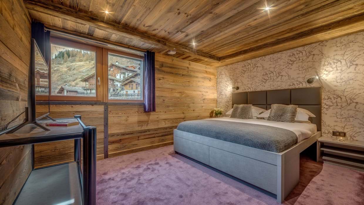 luxury-ski-chalet-tignes-raven-oxford- (6).JPG