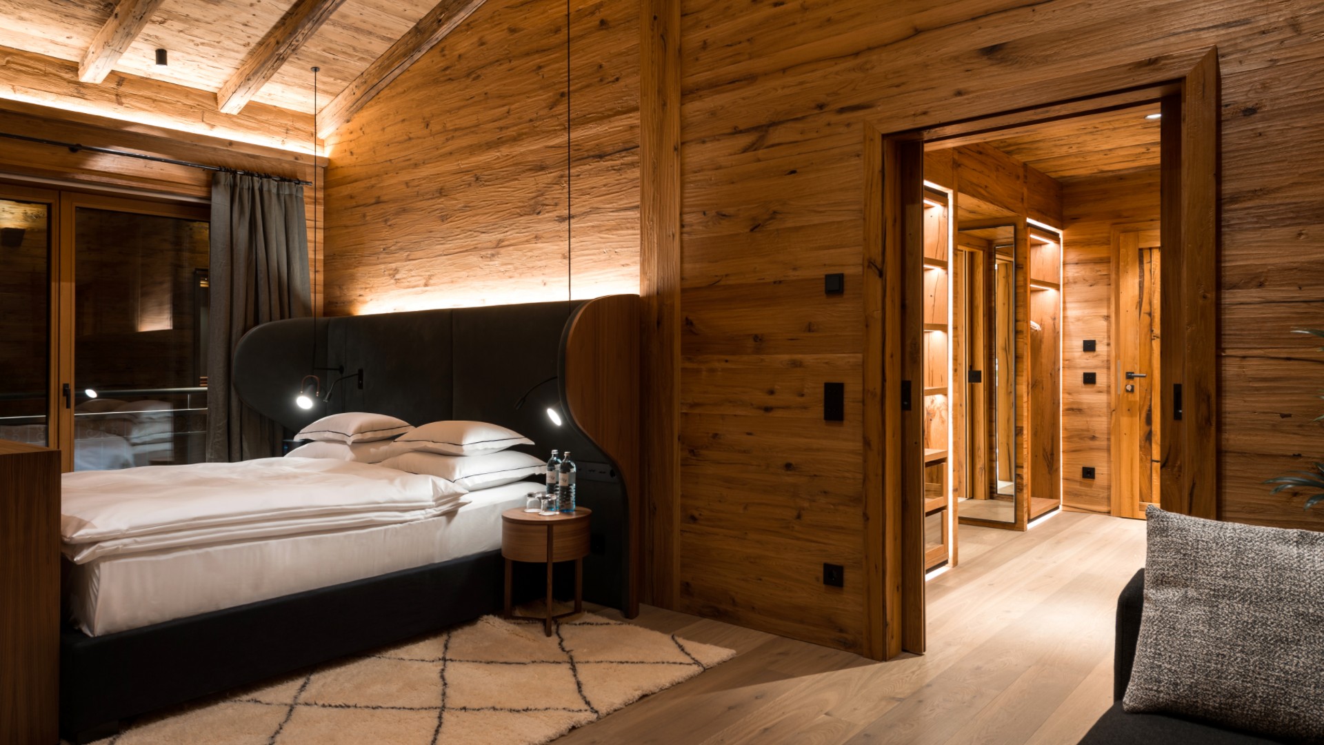 luxury-ski-chalet-lech-arula-2-oxford-ski-company (12).jpg