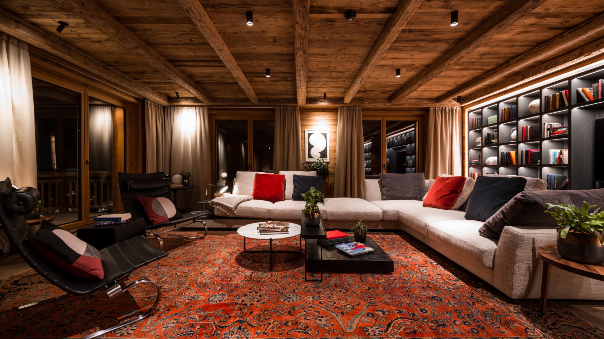 luxury-ski-chalet-lech-arula-2-oxford-ski-company (28).jpg