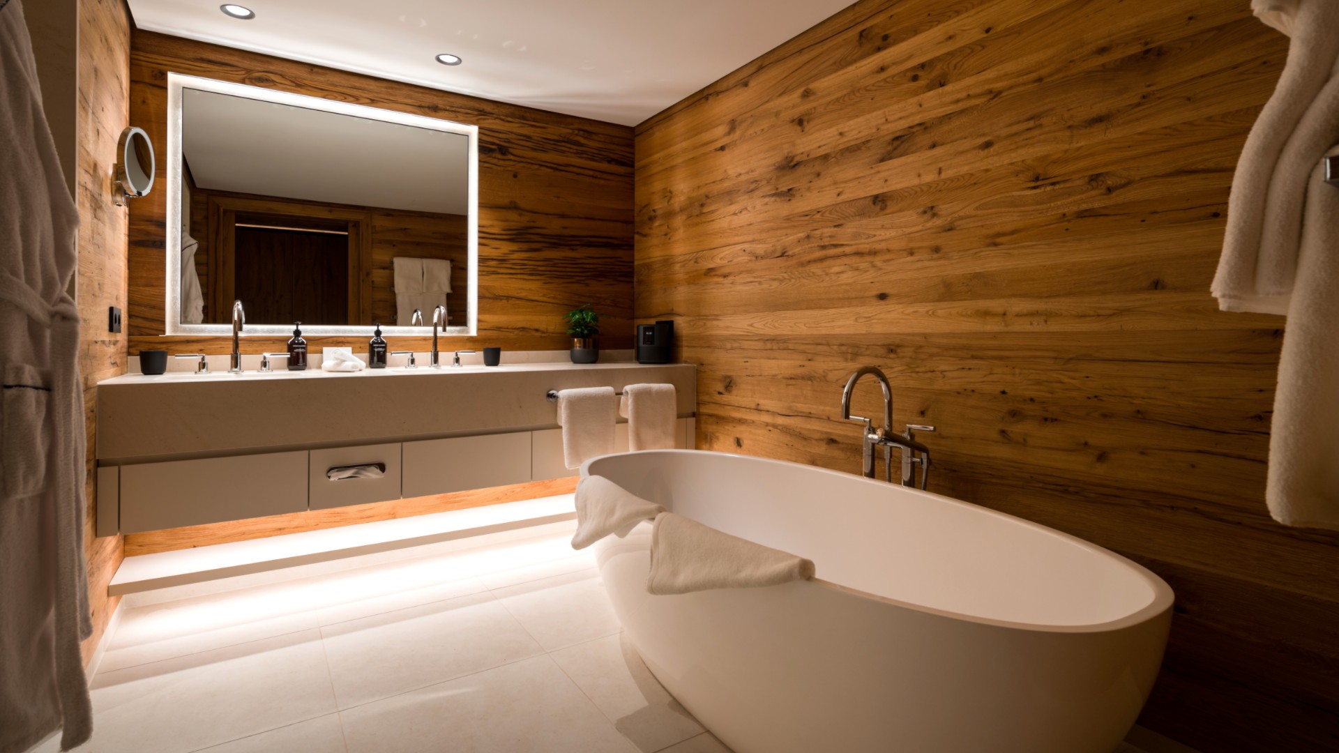 luxury-ski-chalet-lech-arula-2-oxford-ski-company (4).jpg