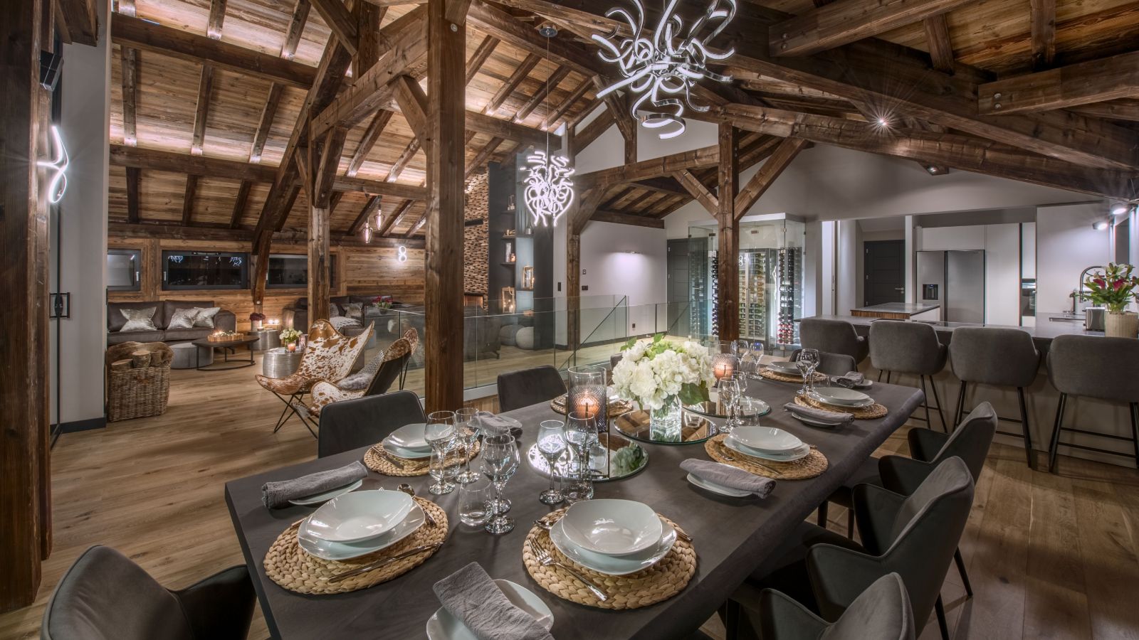 Luxury-ski-chalet-Morzine-Chalet-Griffonner-Oxford-Ski-Dining.jpg