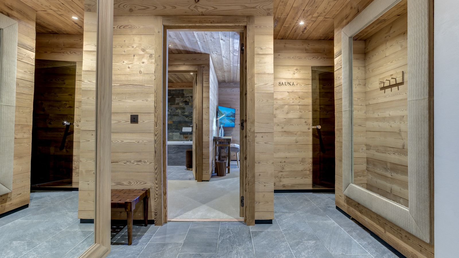 Luxury-ski-chalet-Megeve-Villa-Eraldo-Oxford-Ski-Spa.jpg