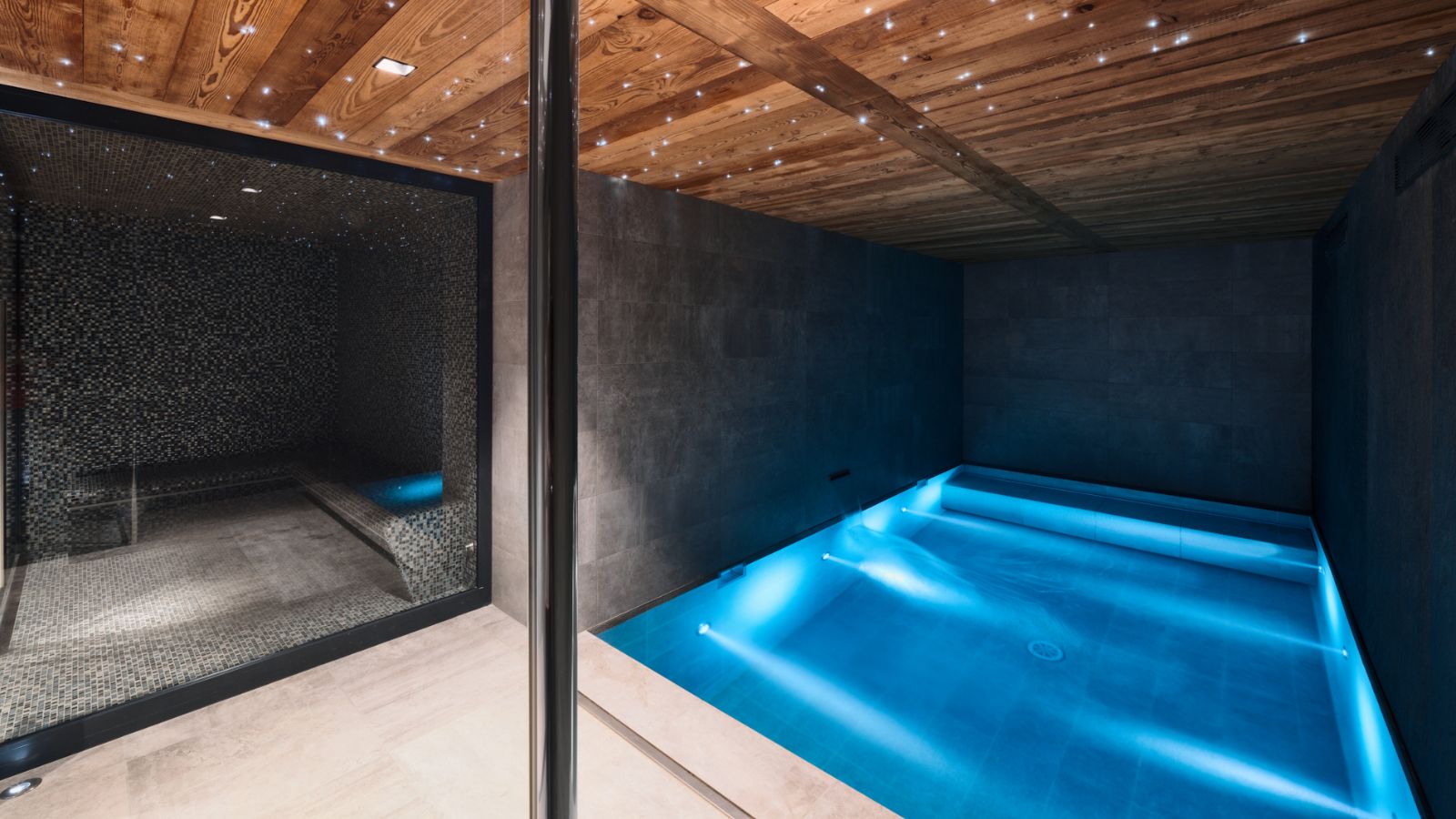 Luxury-Ski-Chalet-Morzine-Lodge-Des-Nants-Swimming-Pool 2.jpg