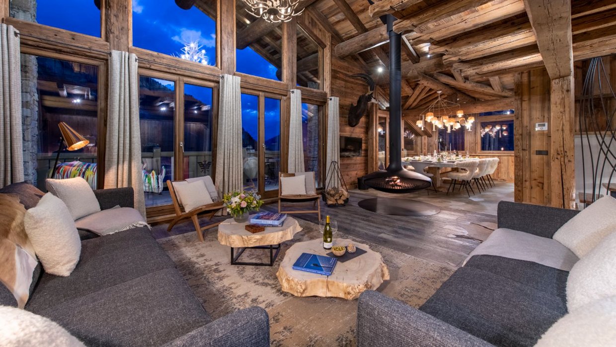 Chalet_face_a_Face_Val-d-Isere_Oxford_Ski_Lounge3.jpg