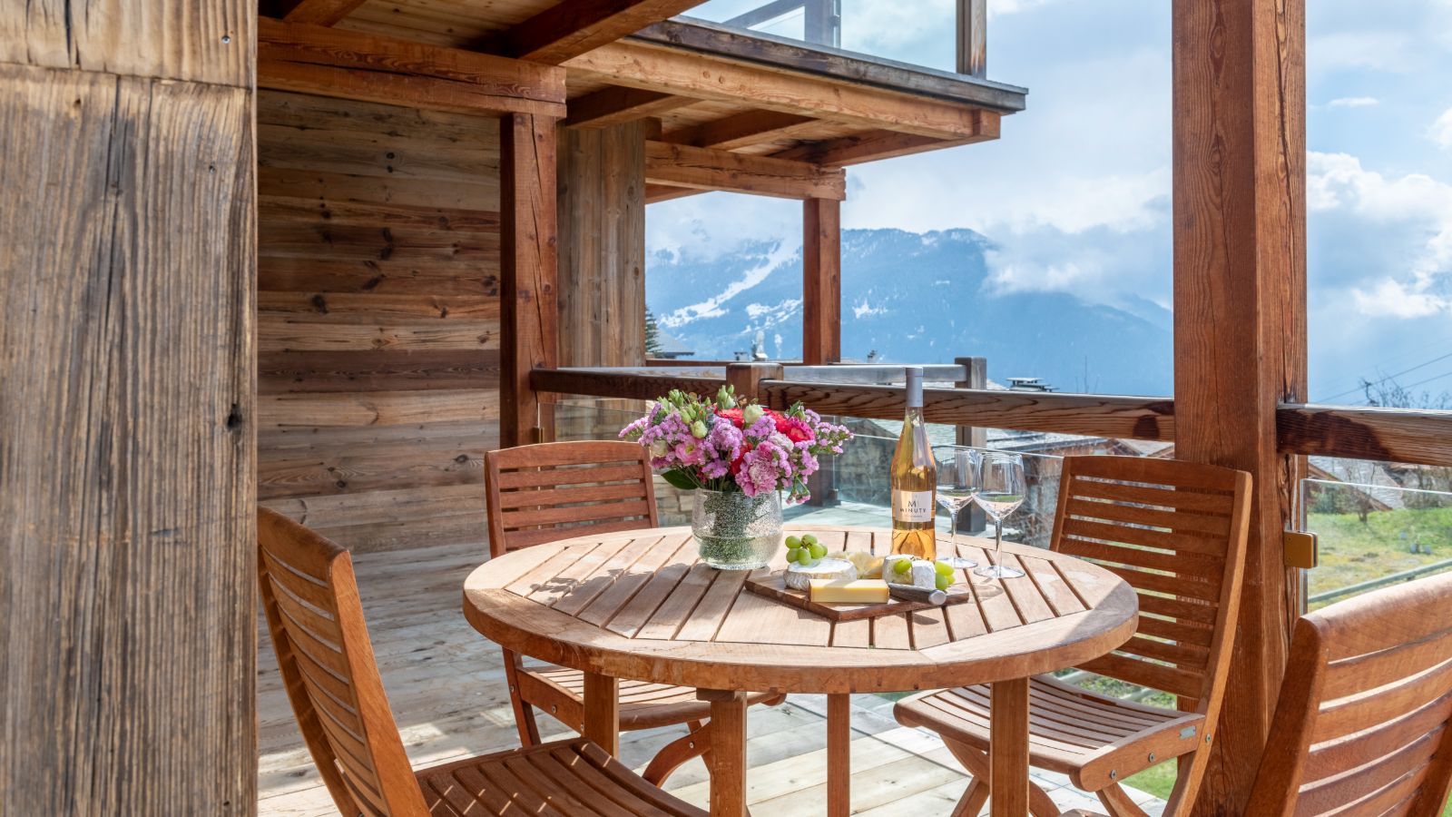 Apartment_Baryte_Verbier_Oxford_Ski_Terrace2.jpg
