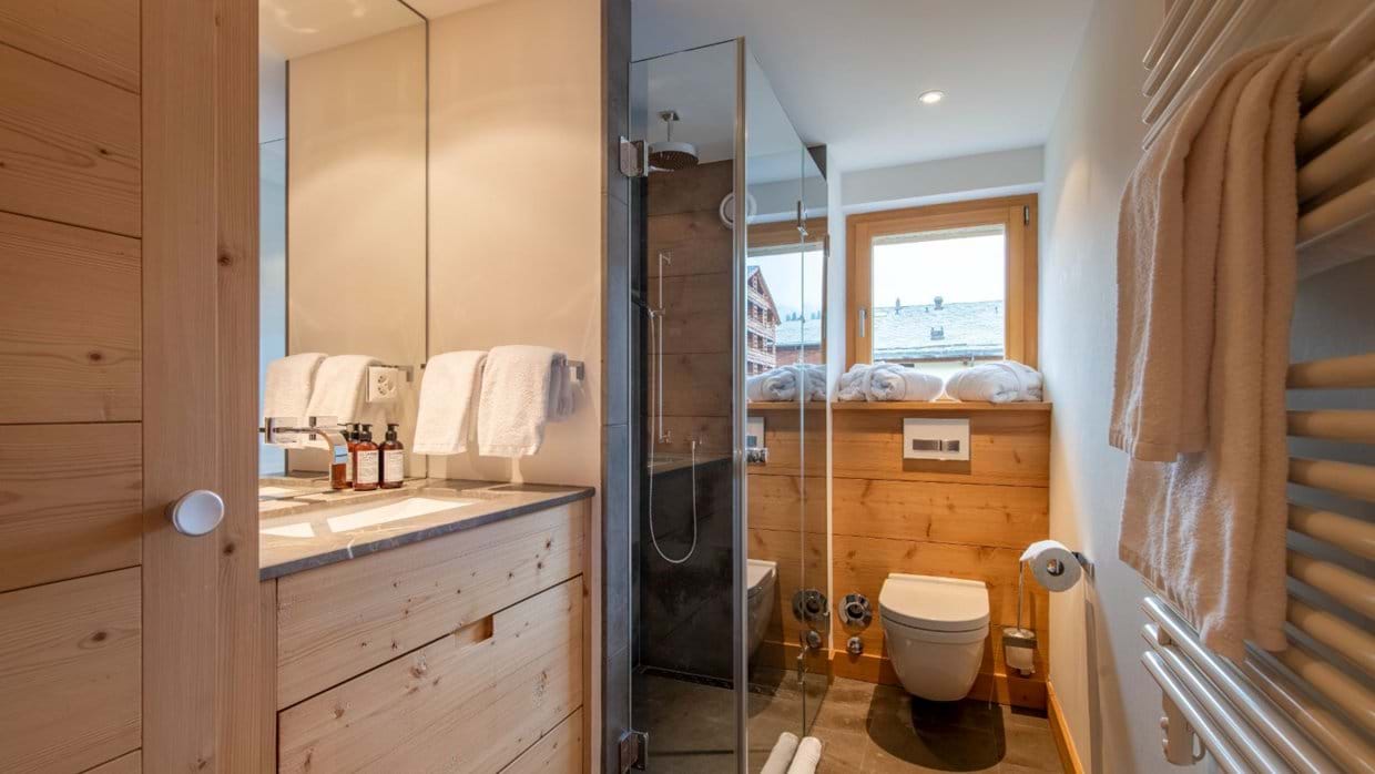 Apartment_Baryte_Verbier_Oxford_Ski_Bathroom1.jpg