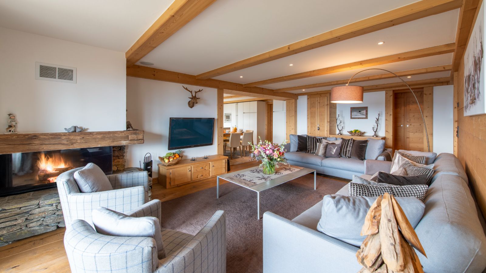 Apartment_Baryte_Verbier_Oxford_Ski_Lounge2.jpg