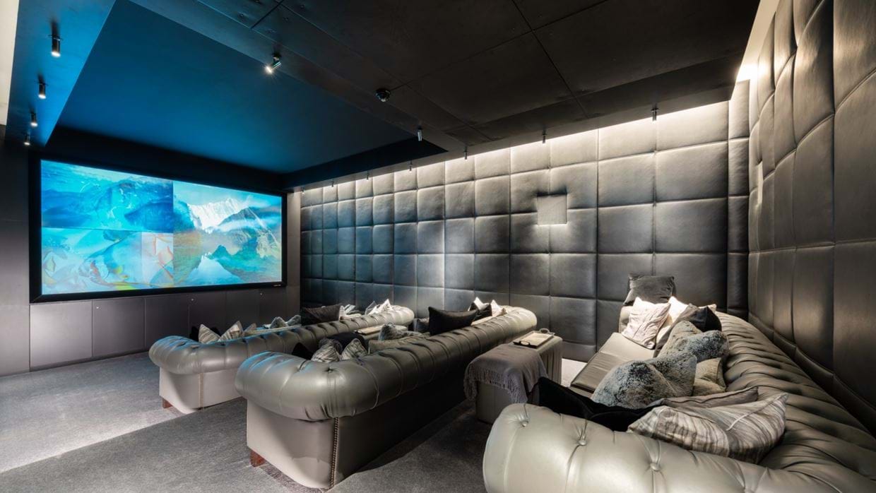 Chalets with Cinema or TV Room