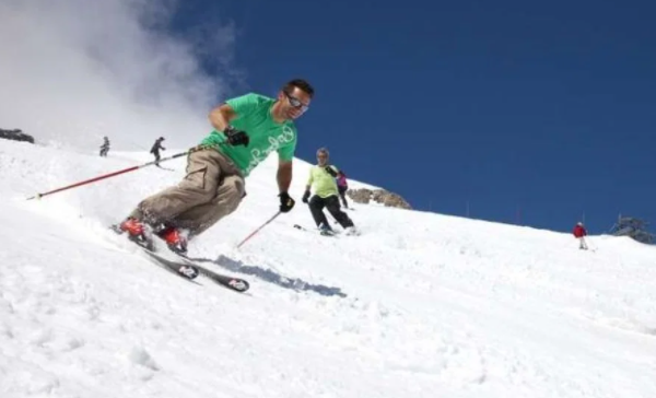 Hotels for Summer Skiing